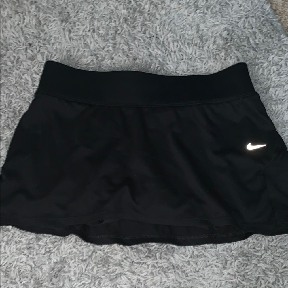 Black nike skirt